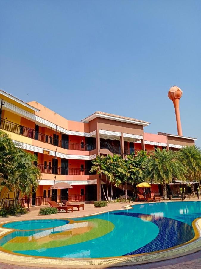 Prelude Hotel Kanchanaburi Bagian luar foto
